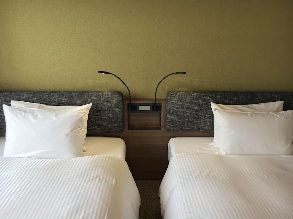 Ici Hotel Ueno Shin Okachimachi طوكيو المظهر الخارجي الصورة